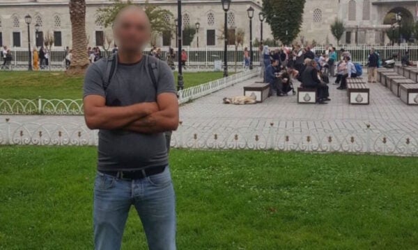 Εξαφάνιση Σταυρούλας Λεβεντάκη: Οι κηλίδες αίματος στην τηλεόραση και τα στοιχεία που «καίνε» τον Σκοπιανό ενοικιαστή – Θέμα χρόνου η έκδοση εντάλματος για ανθρωποκτονία