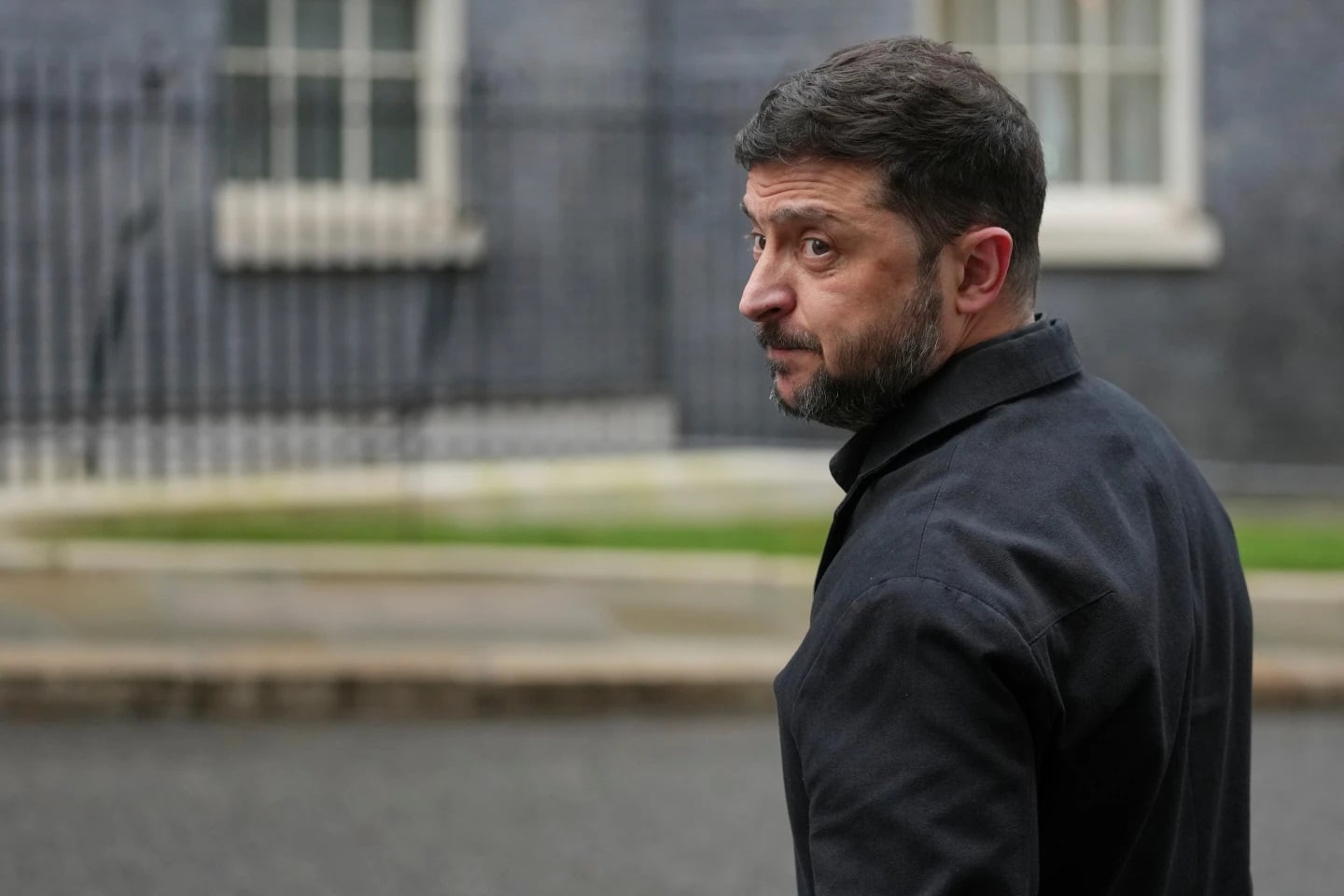Ζελένσκι: Η ΕΕ «υποδέχεται» την επιστολή για άμεσες συνομιλίες με τη Ρωσία – «Ήρθε η ώρα» να ξαναρχίσουν, τόνισε ο Μακρόν