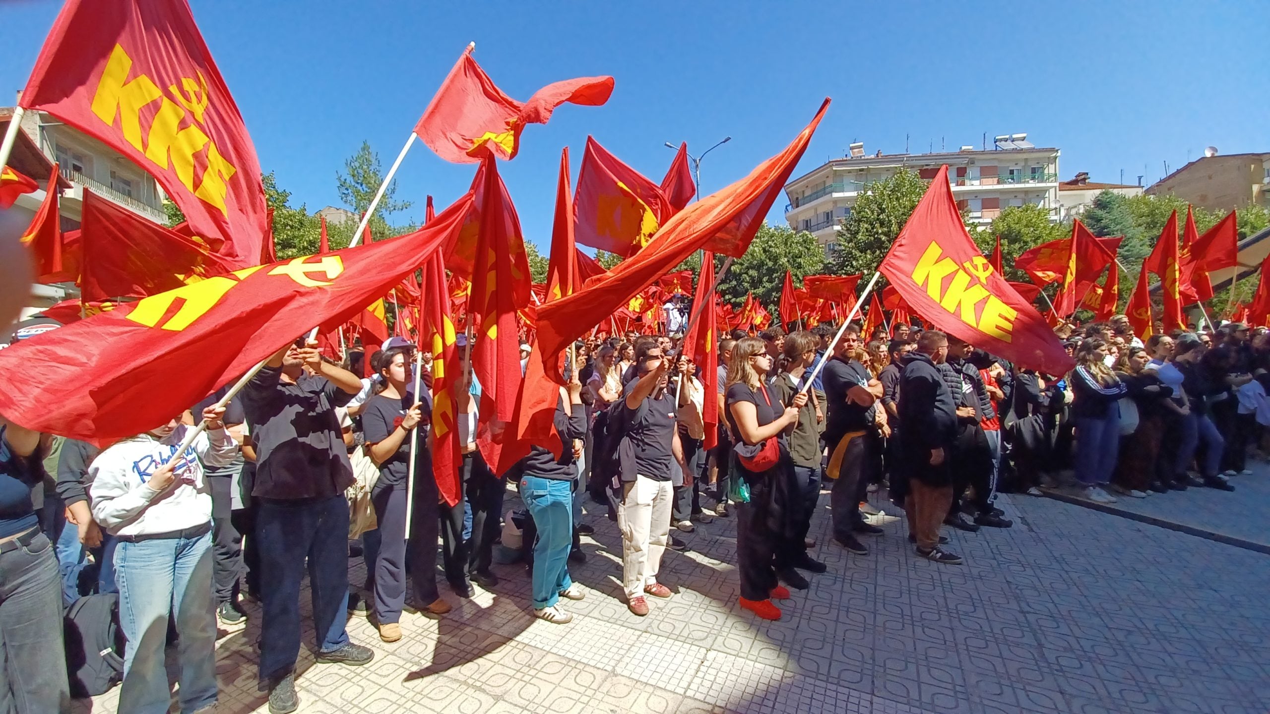 Κουτσούμπας: Η Ιστορία μάς καλεί να διδαχθούμε από τους αγώνες των προηγούμενων γενιών και να τους συνεχίσουμε μέχρι την τελική νίκη 8 Κουτσούμπας: Η Ιστορία μάς καλεί να διδαχθούμε από τους αγώνες των προηγούμενων γενιών και να τους συνεχίσουμε μέχρι την τελική νίκη