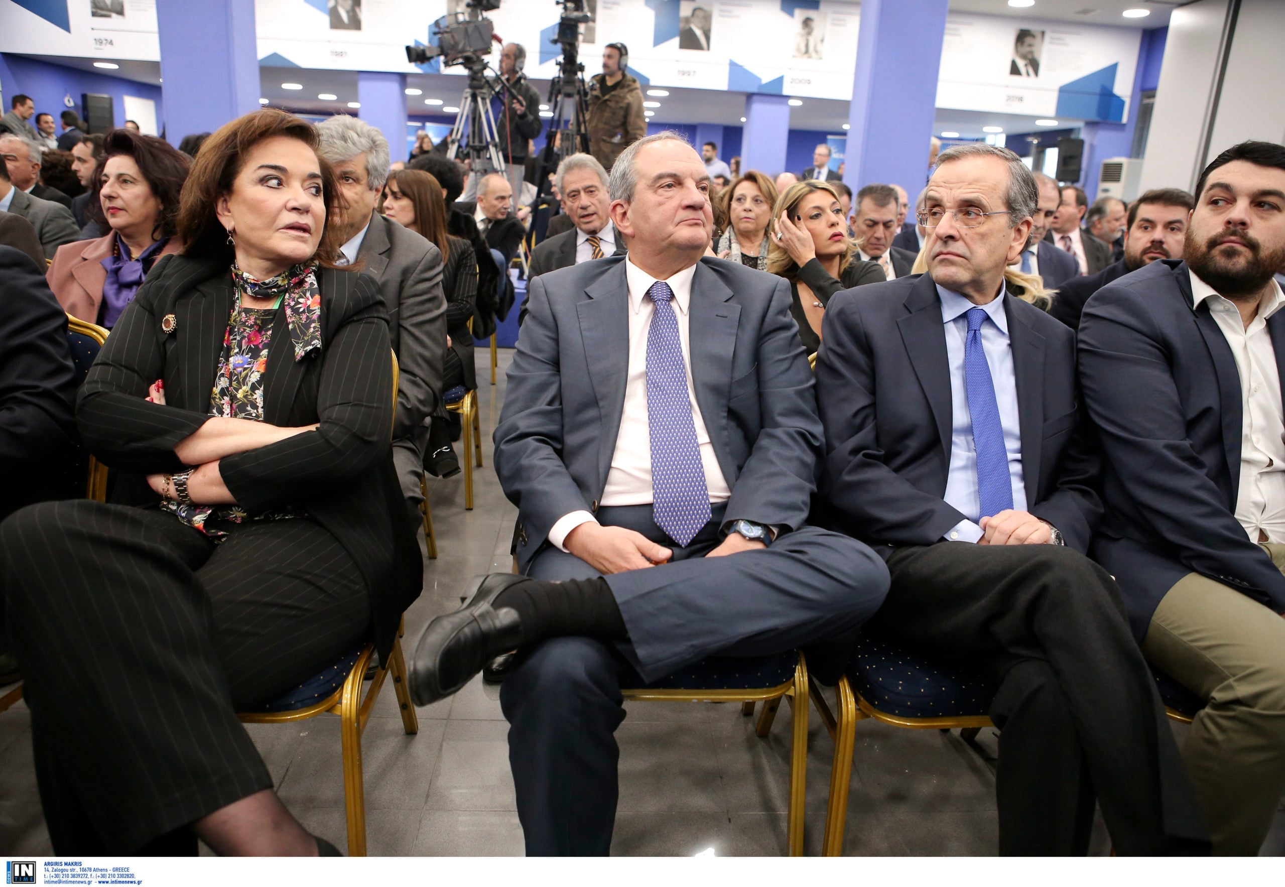 Σαμαράς: Καρφιά για Ντόρα Μπακογιάννη – Έχουν περάσει 17 χρόνια από τότε που έχασε την αρχηγία από εμένα – Ας τα βρει με τον αδελφό της