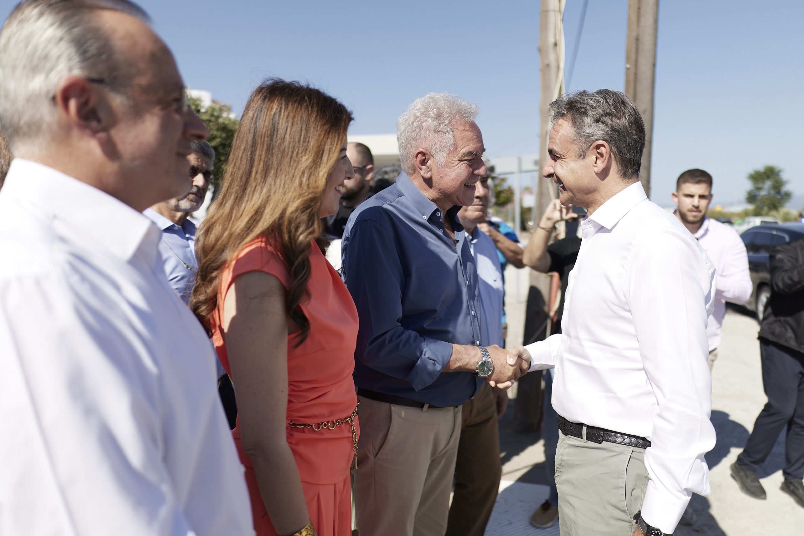 Μητσοτάκης από Εύβοια: Το ΕΣΥ αλλάζει με έργα και πόρους του Ταμείου Ανάκαμψης για τις εκλογές που θα γίνουν την άνοιξη του 2027 13 ΜΗΤΣΟΤΑΚΗΣ