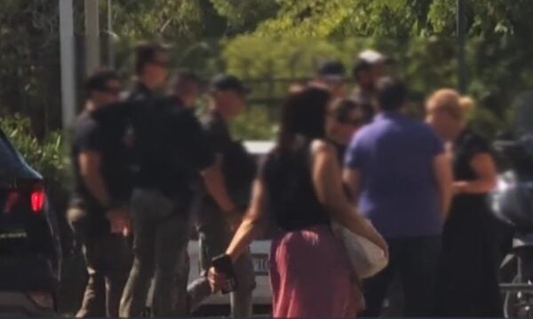 Αιγύπτιος στην Ευελπίδων για επίθεση με χειροβομβίδα στο σπίτι του Ισίδωρου Ντογιάκου