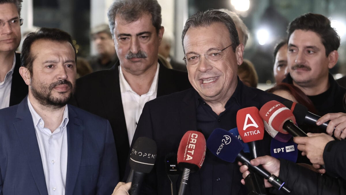 Εξελίξεις στον ΣΥΡΙΖΑ: Αναβάλλεται η συνεδρίαση της Κεντρικής Επιτροπής μετά την παραίτηση Φάμελλου – Πολάκης-Παππάς λένε «Πρέπει να γίνει κανονικά» 1 Εξελίξεις στον ΣΥΡΙΖΑ: Αναβάλλεται η συνεδρίαση της Κεντρικής Επιτροπής μετά την παραίτηση Φάμελλου – Πολάκης-Παππάς λένε «Πρέπει να γίνει κανονικά»