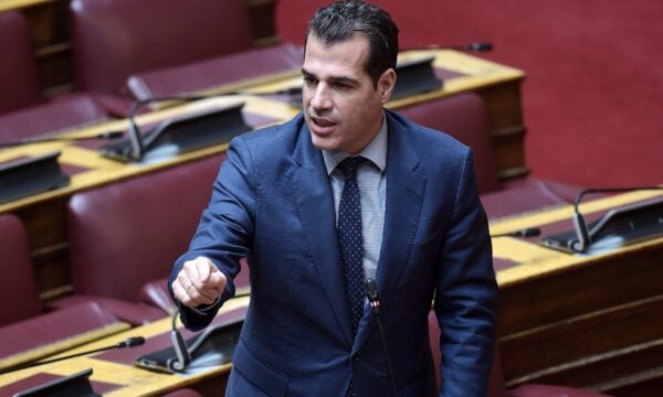 Πλεύρης κατά Τσίπρα για το μεταναστευτικό: Το μεγαλύτερο λάθος για την πατρίδα το κάνατε εσείς που πιστεύατε ότι η θάλασσα δεν έχει σύνορα