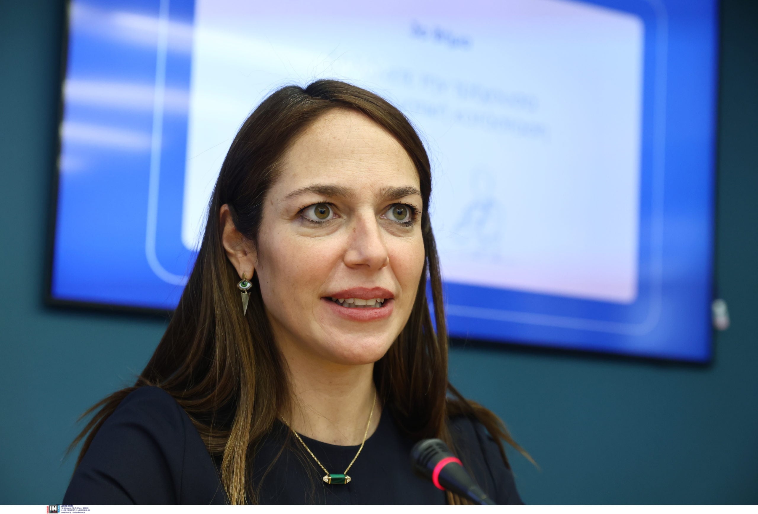 Δόμνα Μιχαηλίδου: Η απάντησή της για την Ελληνική Οικογένεια – ΒΙΝΤΕΟ
