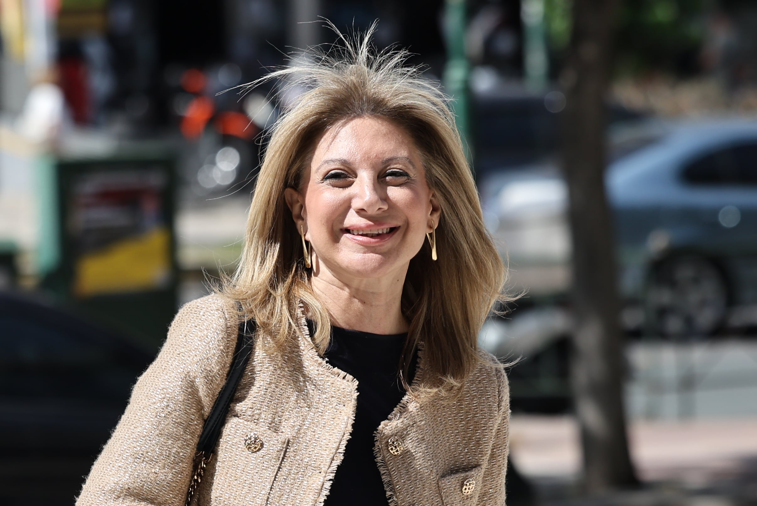 Μαρία Καρυστιανού: Πρώην στέλεχος της «Ελπίδας για τη Δημοκρατία» μήνυσε τη Μαρία Καρυστιανού – «Συκοφαντικά τα περί εκβιασμού για το ακίνητο»