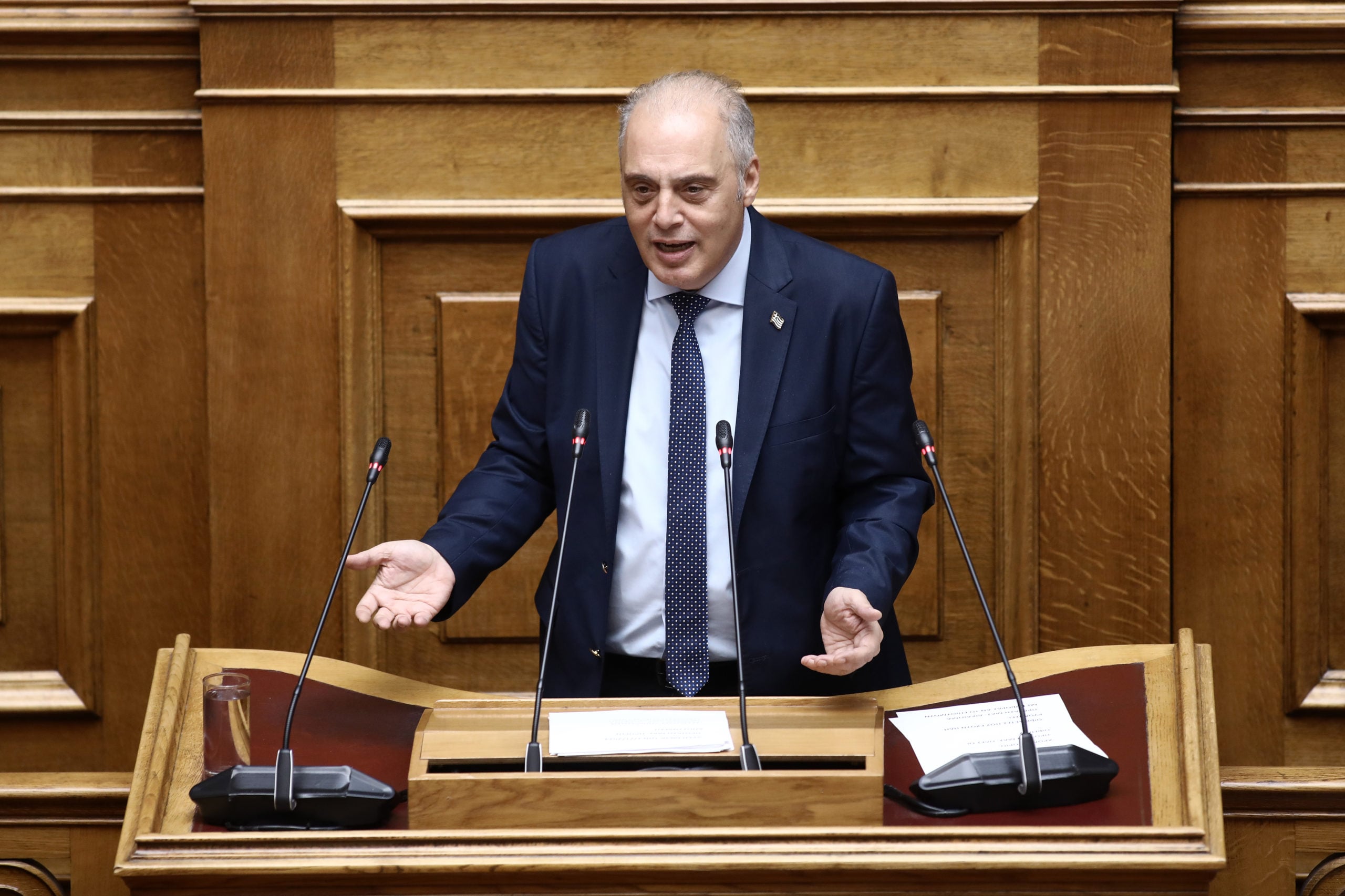 Βελόπουλος: Η ΝΔ βάζει το κομματικό συμφέρον πάνω από το εθνικό και διατηρεί τον κ. Ντόκο στη θέση του