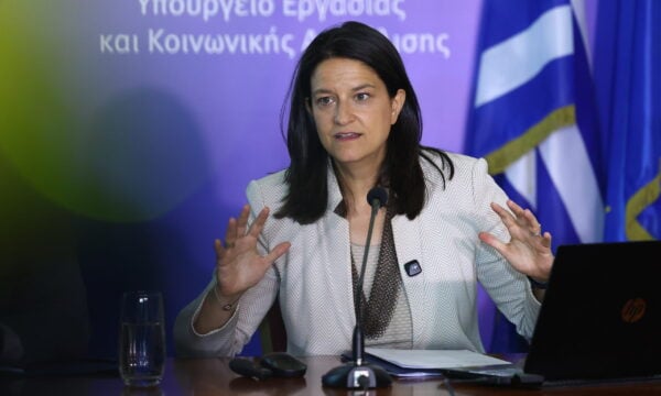 Κεραμέως: Η ανεργία υποχώρησε στο 8,1% τον Μάιο – Πάνω από 330.000 νέες θέσεις εργασίας σε 5 μήνες