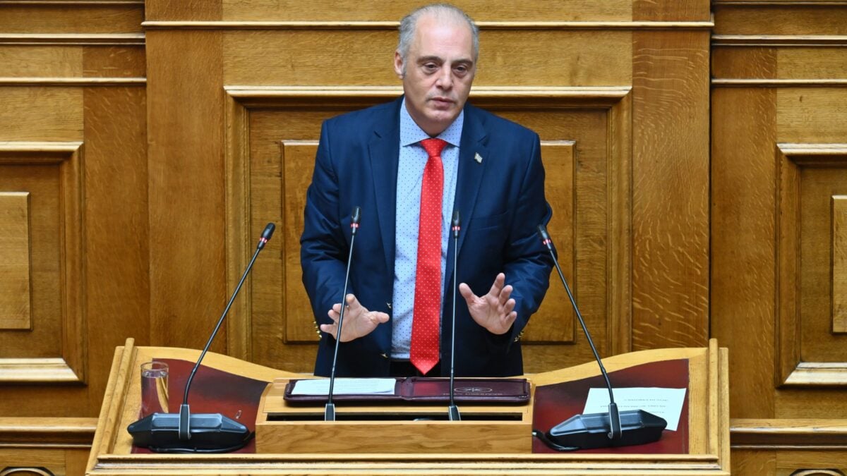Βελόπουλος: Επίθεση σε Τσίπρα και Σαμαρά – «Είναι άνεργοι πολιτικοί, πού βρίσκουν τα λεφτά για να κάνουν κόμμα;» 1 Βελόπουλος: Επίθεση σε Τσίπρα και Σαμαρά – «Είναι άνεργοι πολιτικοί, πού βρίσκουν τα λεφτά για να κάνουν κόμμα;»