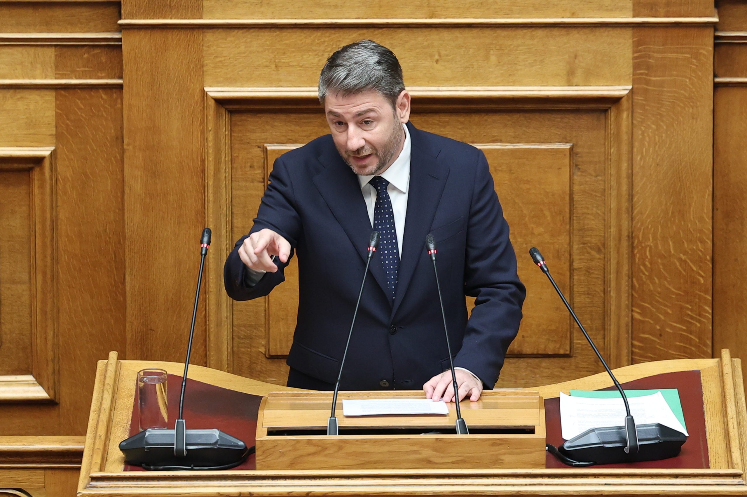Βουλή – Ανδρουλάκης: Η κυβέρνηση της ΝΔ δεν κατάφερε να κερδίσει το στοίχημα του Ταμείου Ανάκαμψης για να αλλάξει το παραγωγικό μοντέλο της χώρας