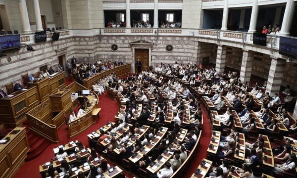 Συνταγματική Αναθεώρηση: Αρχίζει η συζήτηση στην Ολομέλεια της Βουλής