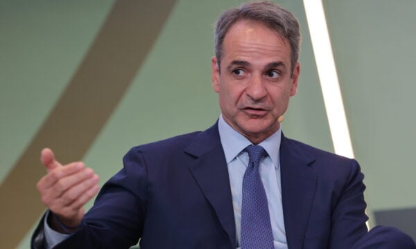 Live συζήτηση του Κυριάκου Μητσοτάκη με τη Ρομπέρτα Μέτσολα