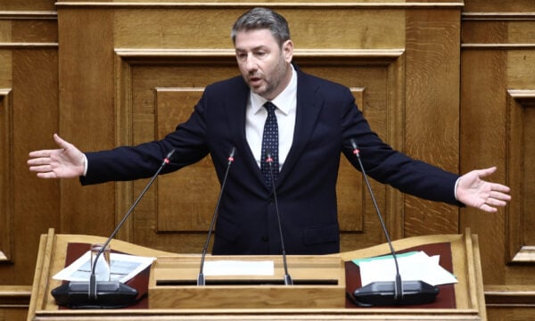 Ανδρουλάκης στη Βουλή: Δώστε στοιχεία για την ακρίβεια, πόσοι έλεγχοι έγιναν και τι πρόστιμα εισπράχθηκαν