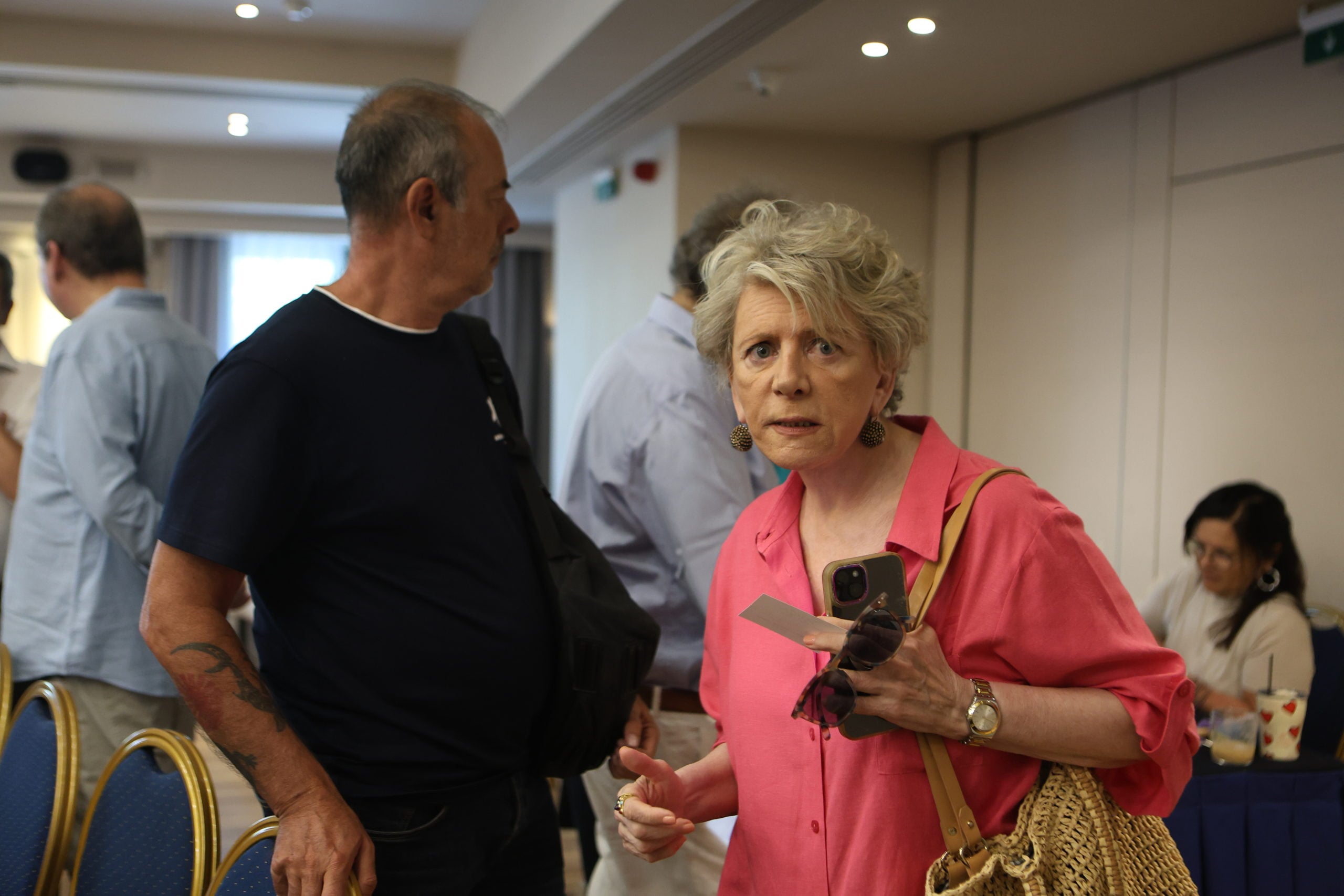ΣΥΡΙΖΑ: Η Κεντρική Επιτροπή συνεδριάζει με απαρτία μέσω zoom – Τα μηνύματα Δούρου, Παππά και η πρόταση για αναβολή μίας εβδομάδας
