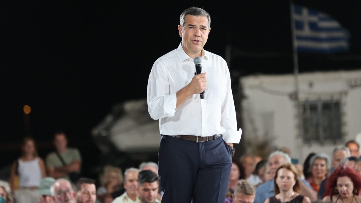 Αλέξης Τσίπρας: Απαντά στις ερωτήσεις των μελών στην πρώτη διαδραστική εκδήλωση του κόμματος 1 Αλέξης Τσίπρας: Απαντά στις ερωτήσεις των μελών στην πρώτη διαδραστική εκδήλωση του κόμματος