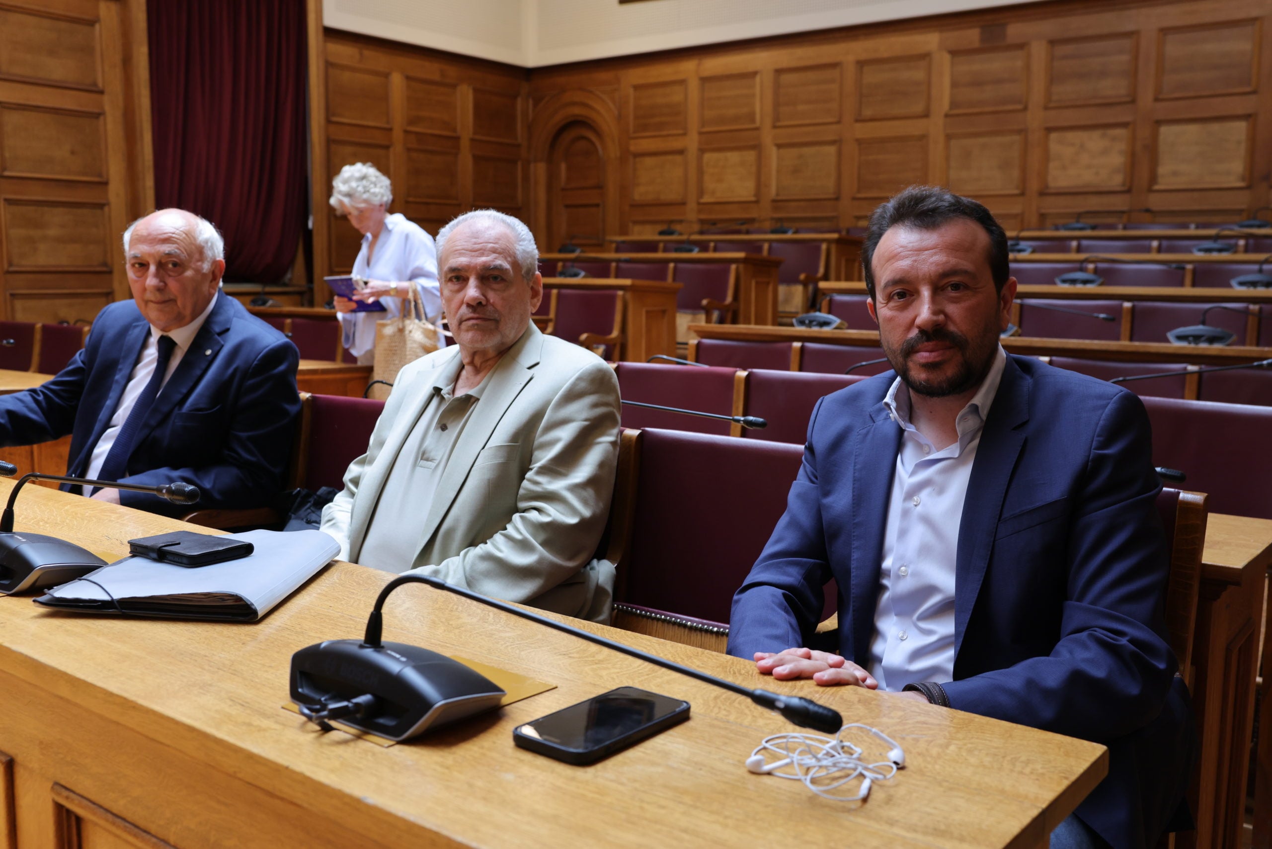 ΣΥΡΙΖΑ: Συνεδρίαση Κ.Ο. με μόλις 7 βουλευτές – Απών ο Φάμελλος για επιστροφή Πολάκη 11 ΣΥΡΙΖΑ Κ.Ο.