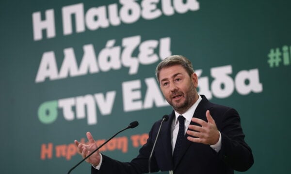 Ανδρουλάκης: «Η Παιδεία είναι εθνική προτεραιότητα και δημόσιο αγαθό – Καταθέτουμε διαφορετικό υπόδειγμα εκπαιδευτικής πολιτικής» – Οι παρεμβάσεις Διαμαντοπούλου- Παπανδρέου