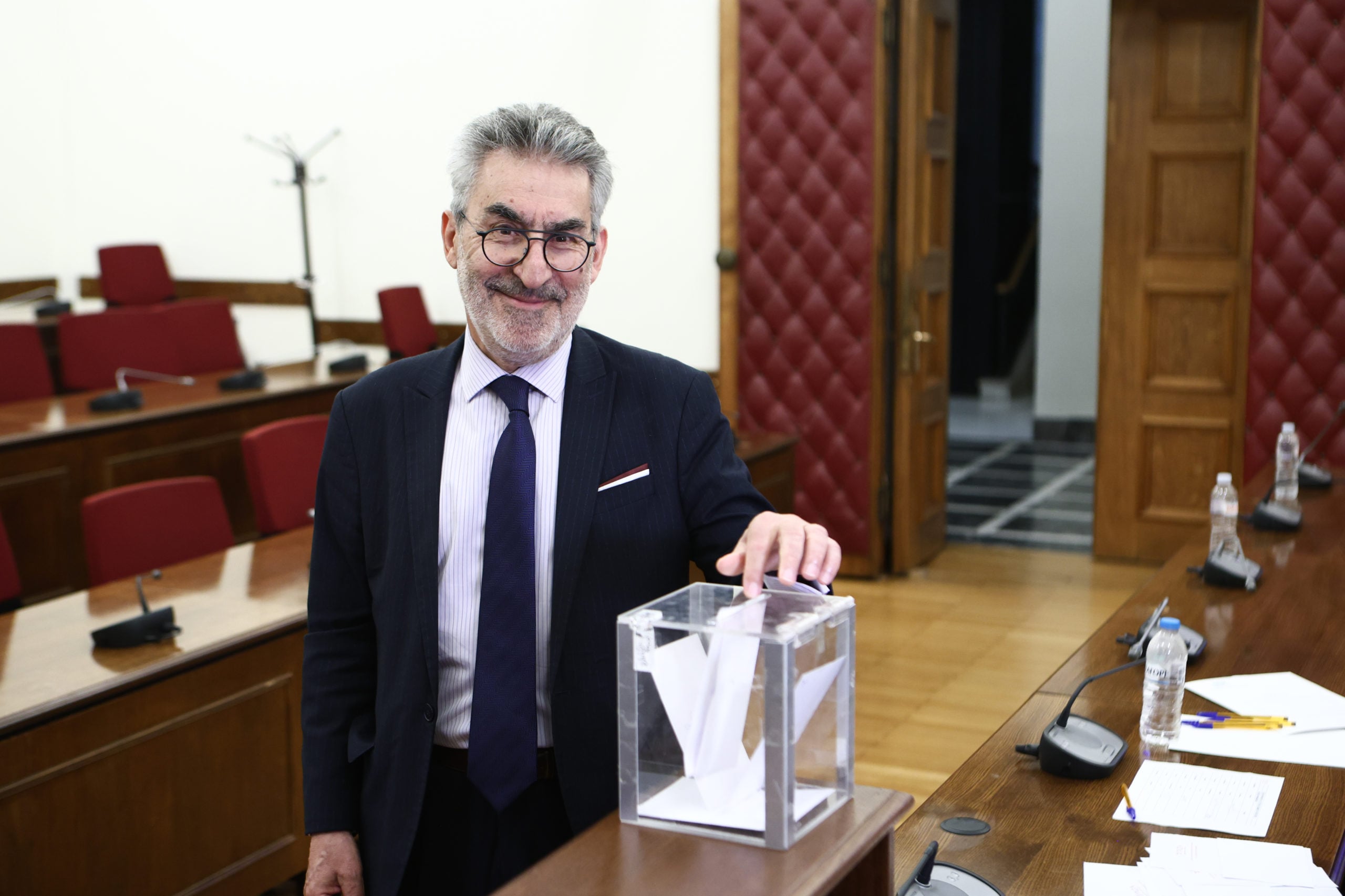 ΣΥΡΙΖΑ: Η ψηφοφορία για την εκλογή της Ρένας Δούρου στη θέση της προέδρου της Κ.Ο. 13 ΣΥΡΙΖΑ: Η ψηφοφορία για την εκλογή της Ρένας Δούρου στη θέση της προέδρου της Κ.Ο.