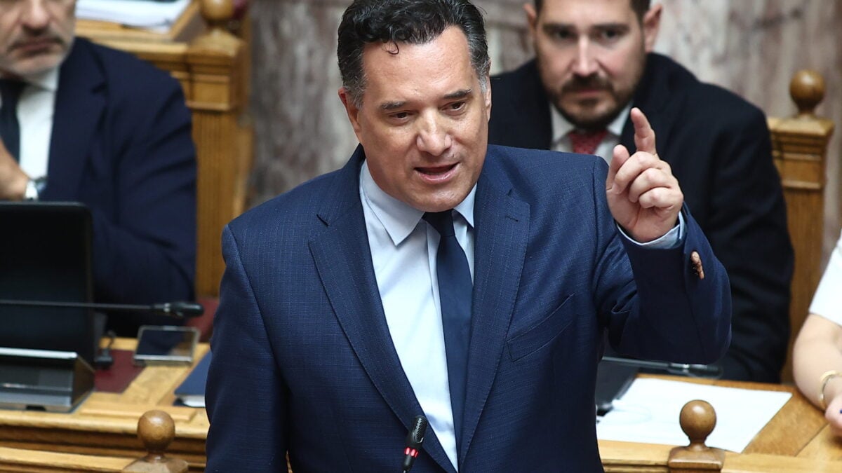 Γεωργιάδης κατά Σαλμά: Με απειλεί και με μήνυση, ας αφήσει τους λεονταρισμούς σε μένα 1 Γεωργιάδης κατά Σαλμά: Με απειλεί και με μήνυση, ας αφήσει τους λεονταρισμούς σε μένα