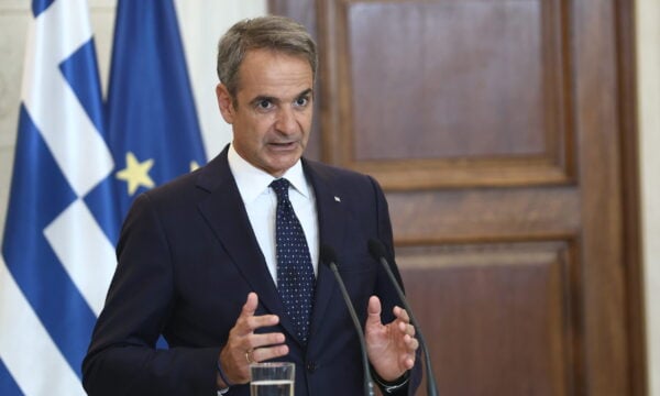 ΑΠΕΥΘΕΙΑΣ – Κοινές δηλώσεις Μητσοτάκη με τον Καγκελάριο της Αυστρίας