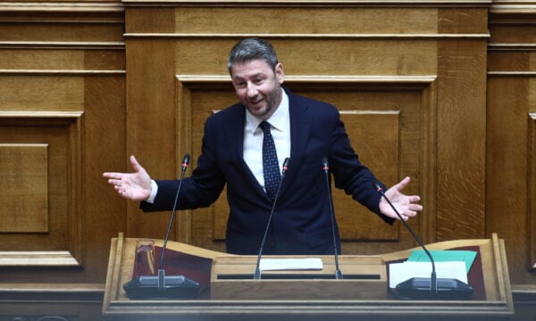 Ανδρουλάκης σε Μητσοτάκη: Εμφανιστήκατε ως θεματοφύλακας της αξιοπιστίας και κάνατε χειρότερα από τους προκατόχους σας