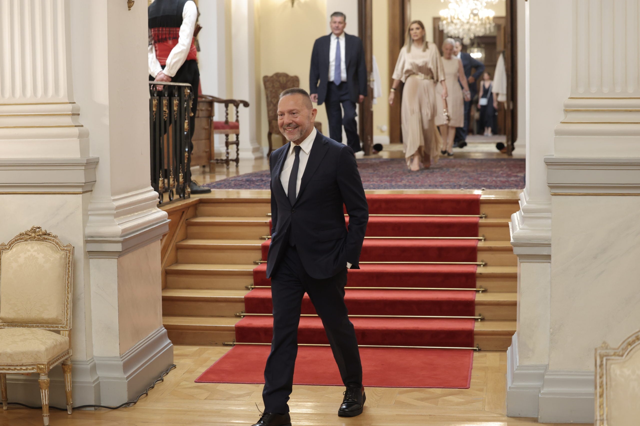 Live δεξίωση στο Προεδρικό Μέγαρο για την 52η επέτειο αποκατάστασης της Δημοκρατίας 13 Live δεξίωση στο Προεδρικό Μέγαρο για την 52η επέτειο αποκατάστασης της Δημοκρατίας