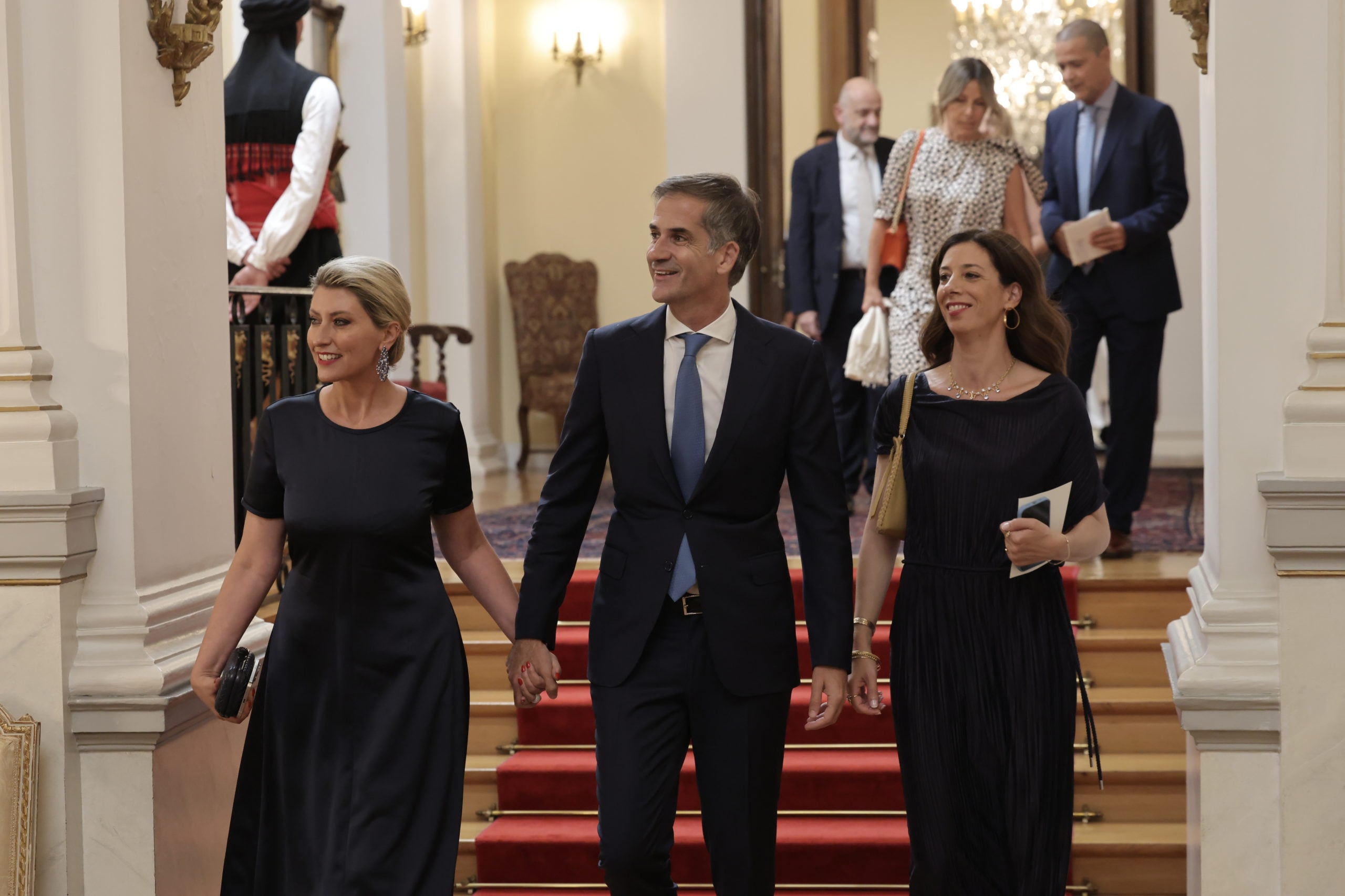 Live δεξίωση στο Προεδρικό Μέγαρο για την 52η επέτειο αποκατάστασης της Δημοκρατίας 14 Live δεξίωση στο Προεδρικό Μέγαρο για την 52η επέτειο αποκατάστασης της Δημοκρατίας