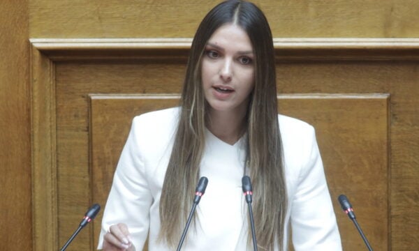 Μυρτώ Κοροβέση: Παραιτήθηκε από τους Δημοκράτες του Στέφανου Κασσελάκη – «Συγκεχυμένη η πολιτική κατεύθυνση του κόμματος»