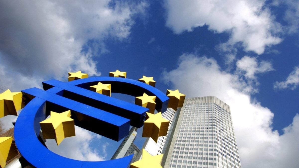 Eurostat: Χρέος ευρωζώνης στο 88,9% του ΑΕΠ – Υποχωρεί για 2ο συνεχόμενο 3μηνο στην Ελλάδα, αλλά παραμένει πρώτη στην ΕΕ 5 Eurostat: Χρέος ευρωζώνης στο 88,9% του ΑΕΠ – Υποχωρεί για 2ο συνεχόμενο 3μηνο στην Ελλάδα, αλλά παραμένει πρώτη στην ΕΕ
