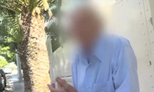 Σοκαρισμένος ο 92χρονος που περιλούστηκε με πετρέλαιο σε βενζινάδικο στη Βούλα: «Όλα έγιναν για 1,5 ευρώ, τι ψυχή έχει αυτός ο άνθρωπος»