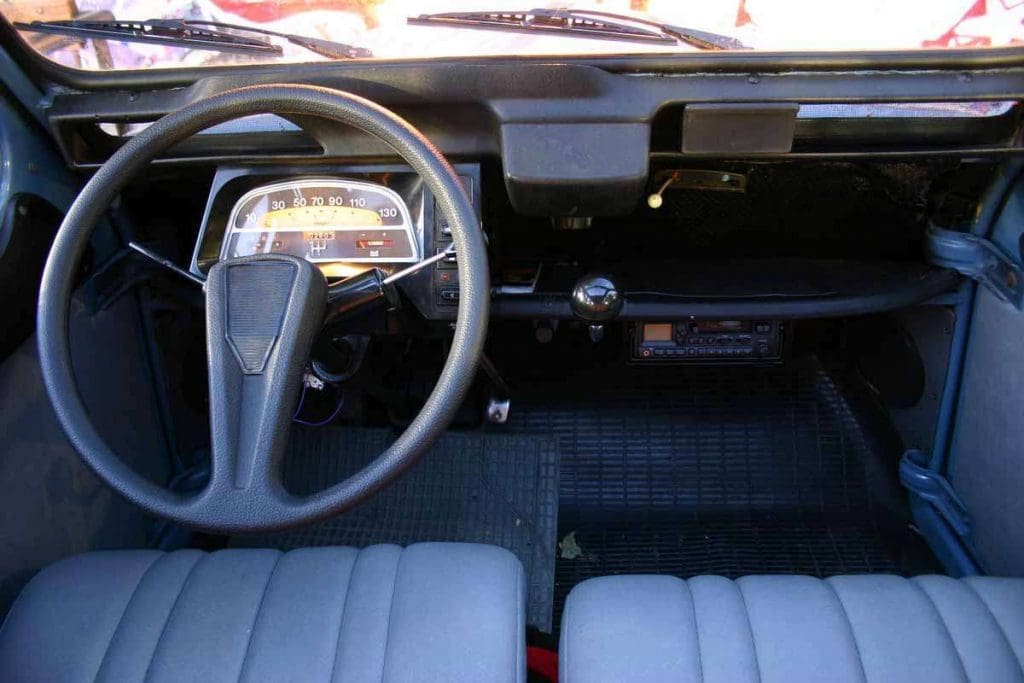 Citroën 2 CV Cocorico: οι τρικολόρ πάνε για τελικό; 14 Citroen 2CV