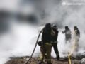 Ρωσική βόμβα στην Ουκρανία ισοπέδωσε εργοστάσιο τροφίμων: Τρεις νεκροί, 28 τραυματίες, ανάμεσά τους ένα κοριτσάκι δύο ετών