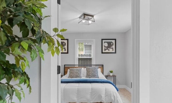 Αirbnb στις πολυκατοικίες: Τα ασφαλιστικά μέτρα και η δικαστική απόφαση