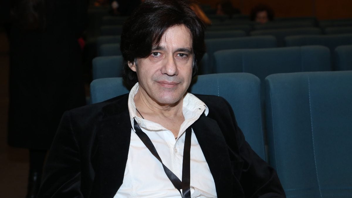 Αλέξης Σταμάτης: Τελευταία ανάρτηση πριν πεθάνει – «Δεν περιμένω ένα φάρμακο αλλά έναν επισκέπτη»