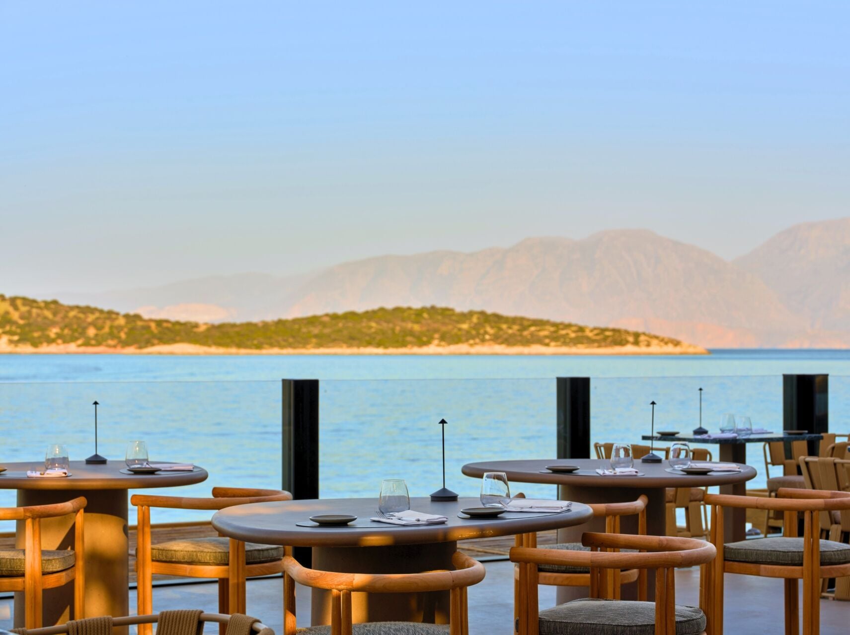 Bluegr Hotels & Resorts: βραβευμένοι σεφ, τοπικές ιστορίες και ενιαία υπογραφή το καλοκαίρι 22 Bluegr Hotels & Resorts: βραβευμένοι σεφ, τοπικές ιστορίες και ενιαία υπογραφή το καλοκαίρι