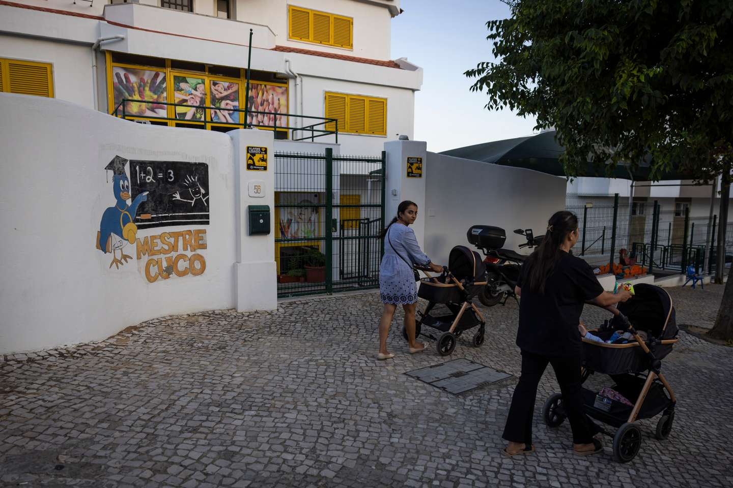 Τραγωδία στην Πορτογαλία: Παιδικός σταθμός ξέχασε 18 μηνών κοριτσάκι σε σχολικό για 7 ώρες – «Σκότωσαν την εγγονή μου»