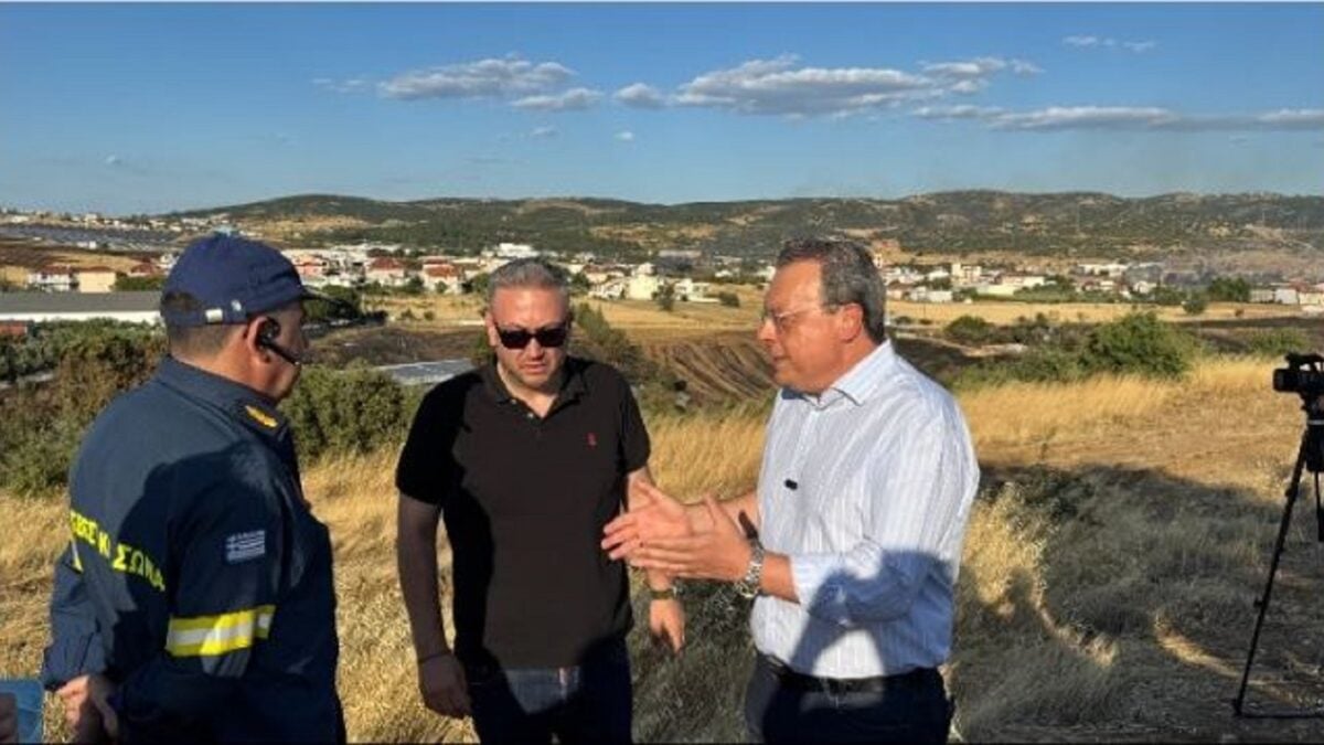 Φάμελλος από τις πυρόπληκτες περιοχές Ωραιοκάστρου και Φιλοθέης: Παλεύουμε για ισχυρότερη πυροσβεστική και Τοπική Αυτοδιοίκηση 1 Φάμελλος από τις πυρόπληκτες περιοχές Ωραιοκάστρου και Φιλοθέης: Παλεύουμε για ισχυρότερη πυροσβεστική και Τοπική Αυτοδιοίκηση