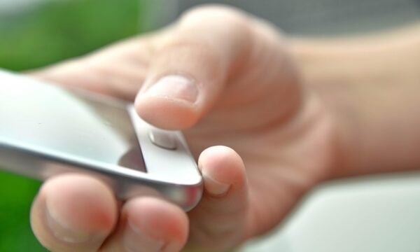 Concept διάφανου smartphone από την Κίνα έγινε viral (Vid)