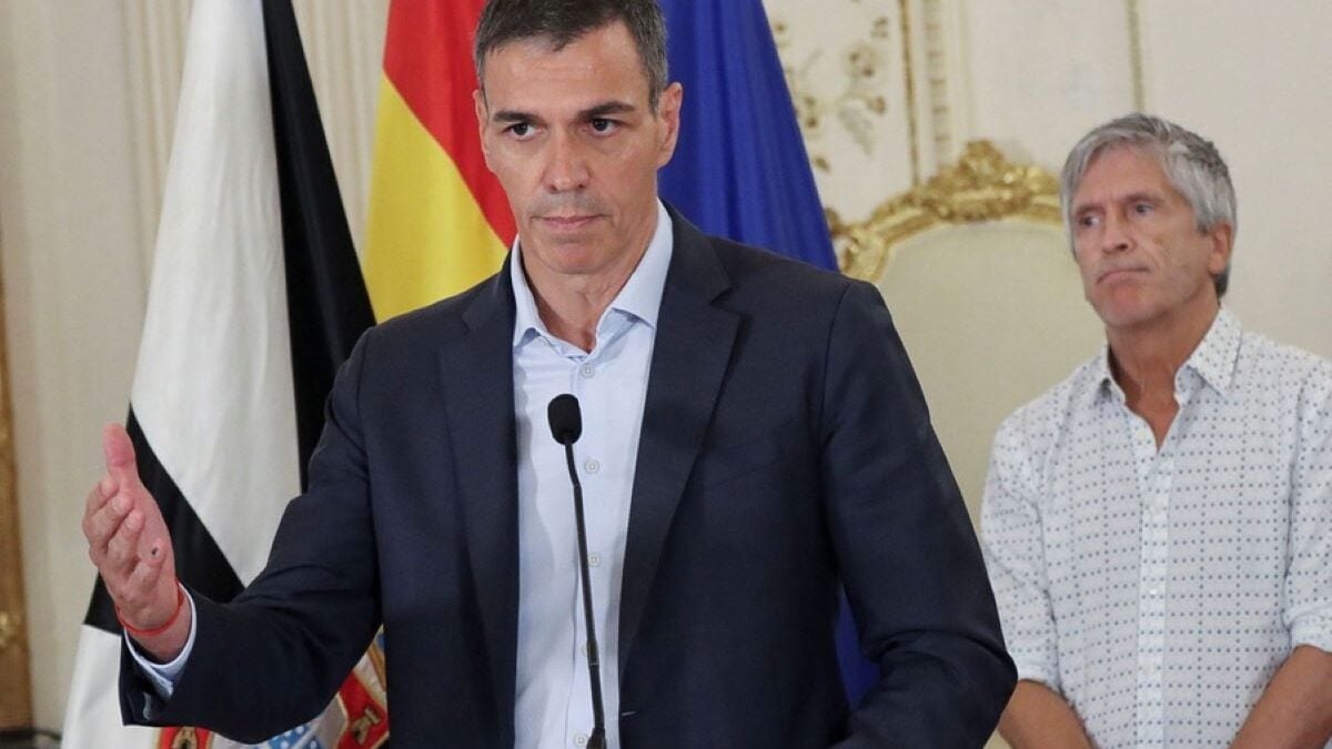Σάντσεθ: Οι μαφίες διακίνησης ανθρώπων προκαλούν μεταναστευτική κρίση στην Ισπανία 3 Σάντσεθ: Οι μαφίες διακίνησης ανθρώπων προκαλούν μεταναστευτική κρίση στην Ισπανία