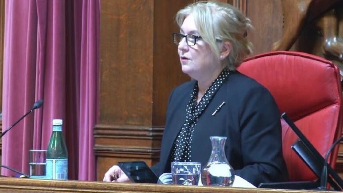 Βρετανία: Εφετείο έστειλε στη φυλακή δύο ανήλικους βιαστές – Είχαν γλιτώσει την κράτηση παρά τις 11 καταδίκες για βιασμό 1 Βρετανία: Εφετείο έστειλε στη φυλακή δύο ανήλικους βιαστές – Είχαν γλιτώσει την κράτηση παρά τις 11 καταδίκες για βιασμό