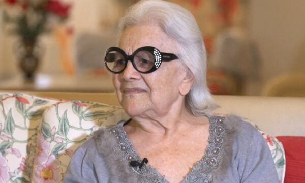 Μαίρη Λίντα: Τι έλεγε στην τελευταία της συνέντευξη από το Γηροκομείο για τις συνεργασίες της: «Η μία κοπάναγε την άλλη από πίσω»