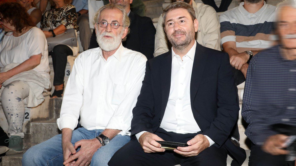 Ηθοποιός από τον «Σασμό» κατεβαίνει υποψήφιος βουλευτής με το ΠΑΣΟΚ: Τι δηλώνει 8 Μιχάλης Αεράκης, Νίκος Ανδρουλάκης