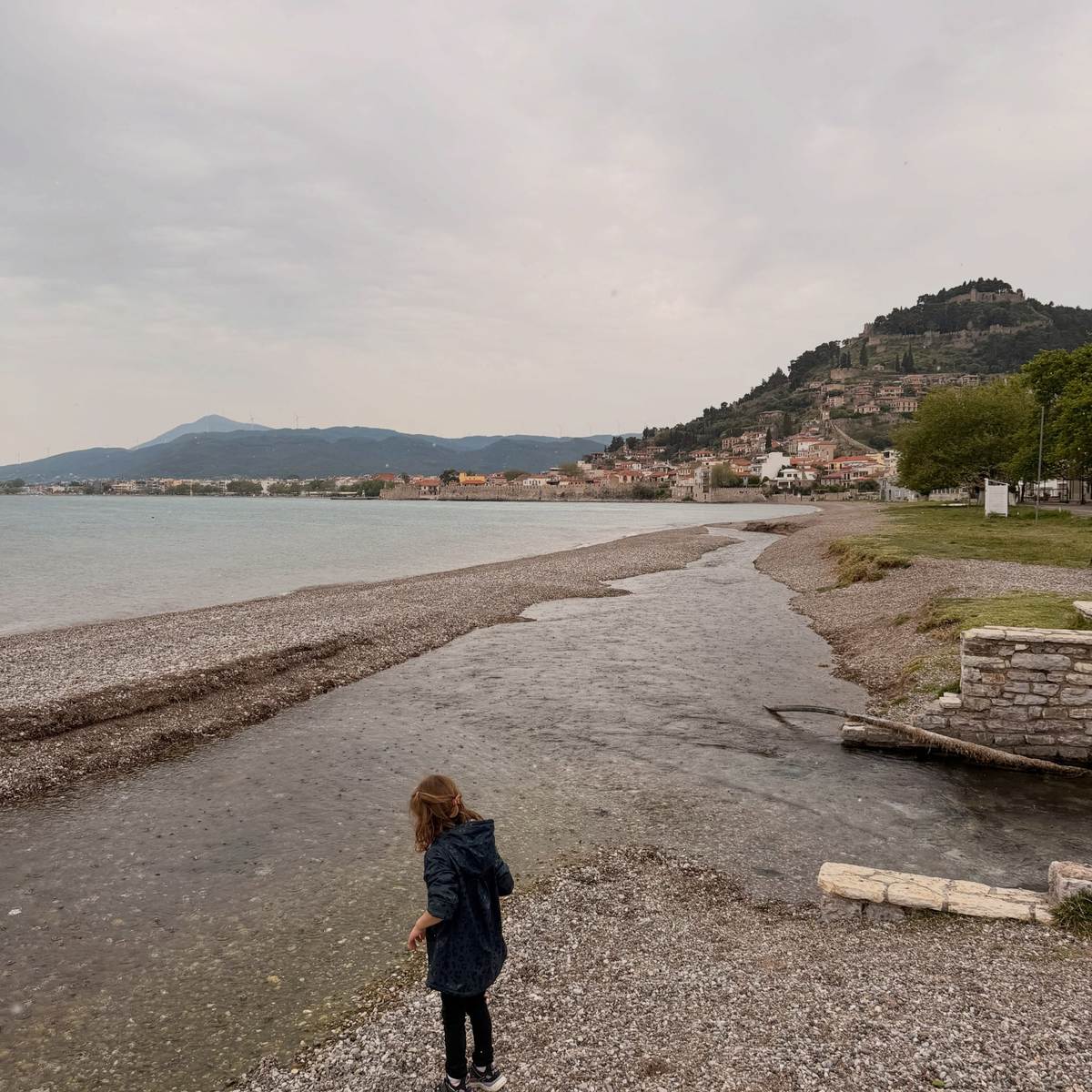 Νάντια Μπουλέ: εξομολόγηση για την 5χρονη κόρη της και το «Όλα σε σένα οδηγούν» (φωτογραφίες) 14 Νάντια Μπουλέ -παιδί