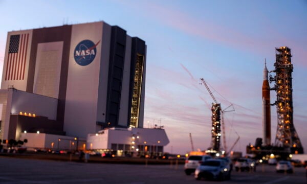NASA: Έχουμε εικόνες που δεν μπορούν να εξηγηθούν για ζωή στο σύμπαν, vid