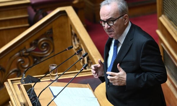 Παπαθανάσης στη Βουλή για το Ταμείο Ανάκαμψης: Δεν θα χαθεί ούτε ευρώ – Η αξιολόγηση του ΠΑΣΟΚ είναι από πρόγραμμα ΑΙ αλλά με λάθος στοιχεία