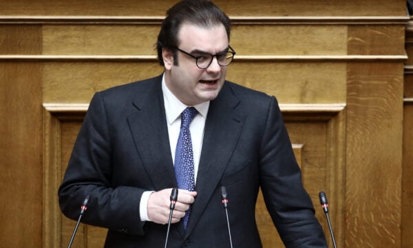 Πιερρακάκης: Καμία κυβέρνηση να μην εξαγοράζει το πολιτικό παρόν υποθηκεύοντας το μέλλον – η αντίφαση της αντιπολίτευσης για το Άρθρο 16