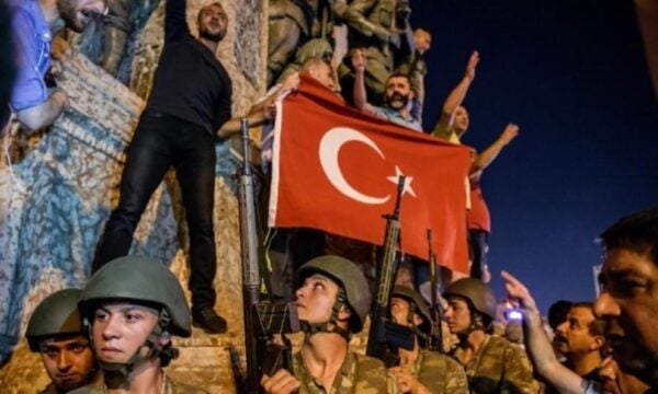 Η Τουρκία: Σχεδόν 1.000 συλλήψεις δύο ημέρες πριν από την επέτειο 10 ετών του αποτυχημένου πραξικοπήματος