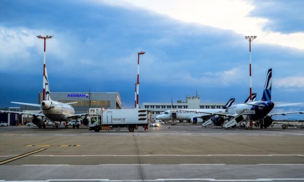 Aegean: Αναγκαστική προσγείωση αεροσκάφους στο «Ελ. Βενιζέλος» – «Παρουσιάστηκε ένδειξη για πιθανή ύπαρξη καπνού»