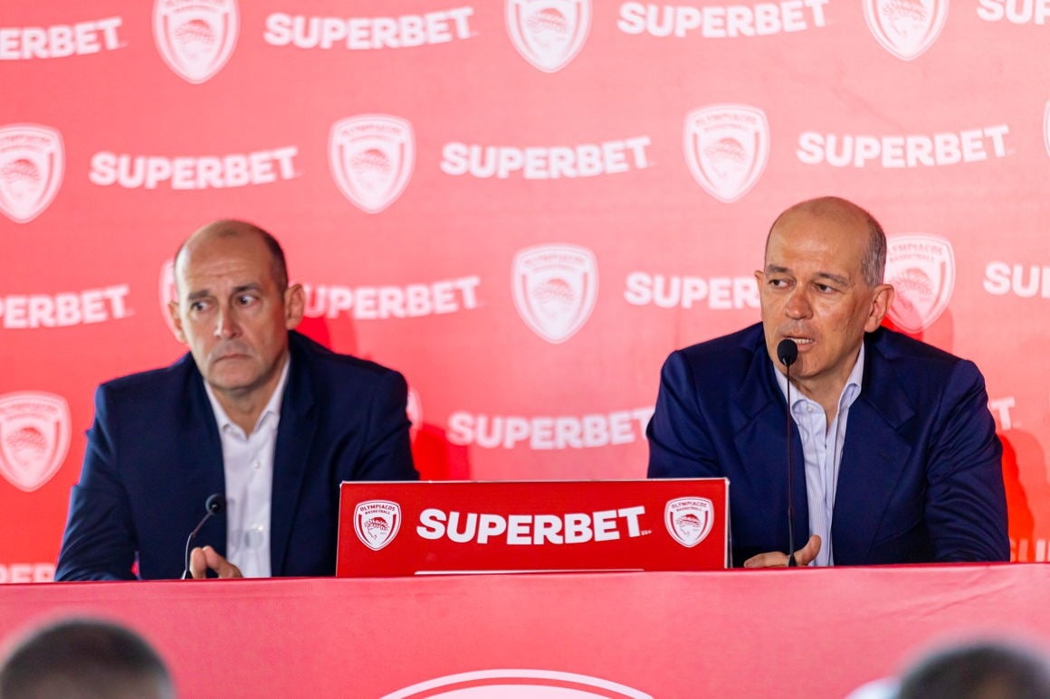 Ολυμπιακός και Superbet εγκαινίασαν συνεργασία μέχρι το 2032 11 Ολυμπιακός και Superbet εγκαινίασαν συνεργασία μέχρι το 2032