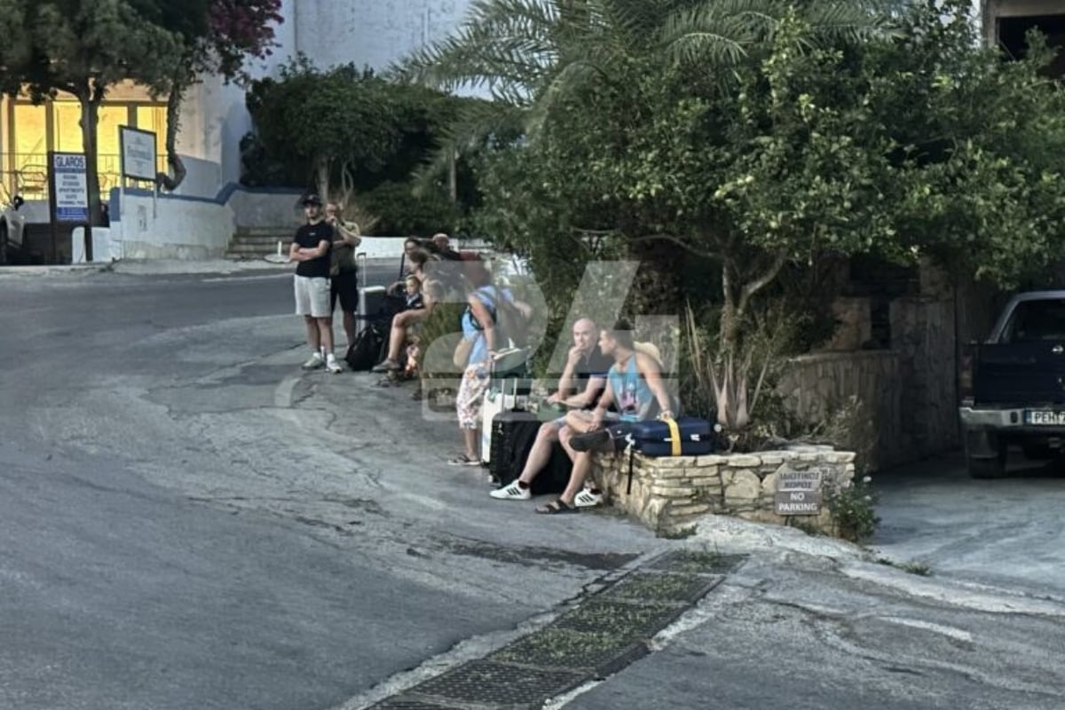 Φωτιά στο Ρέθυμνο: Εκκένωση στην Αγία Γαλήνη, σε ετοιμότητα ξενοδοχεία και το κλειστό των Μοιρών